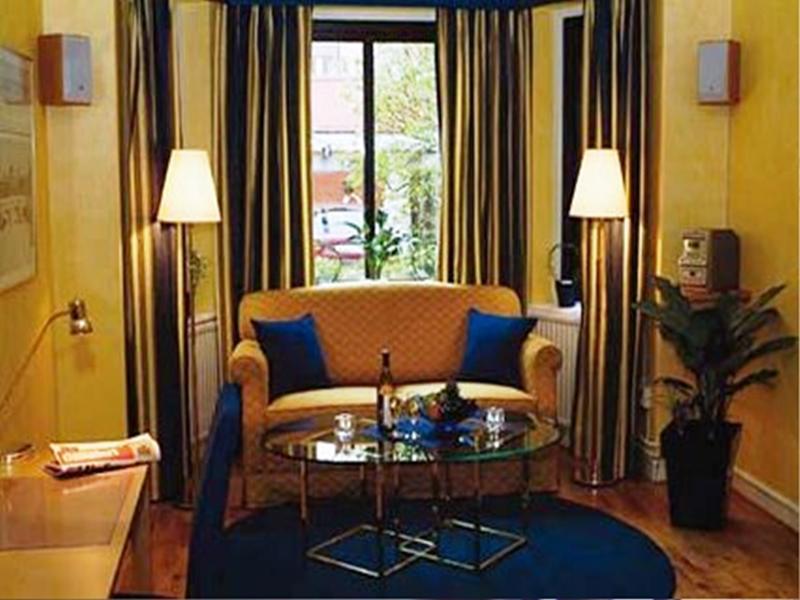 Home Hotel Norre Park Гальмстад Номер фото